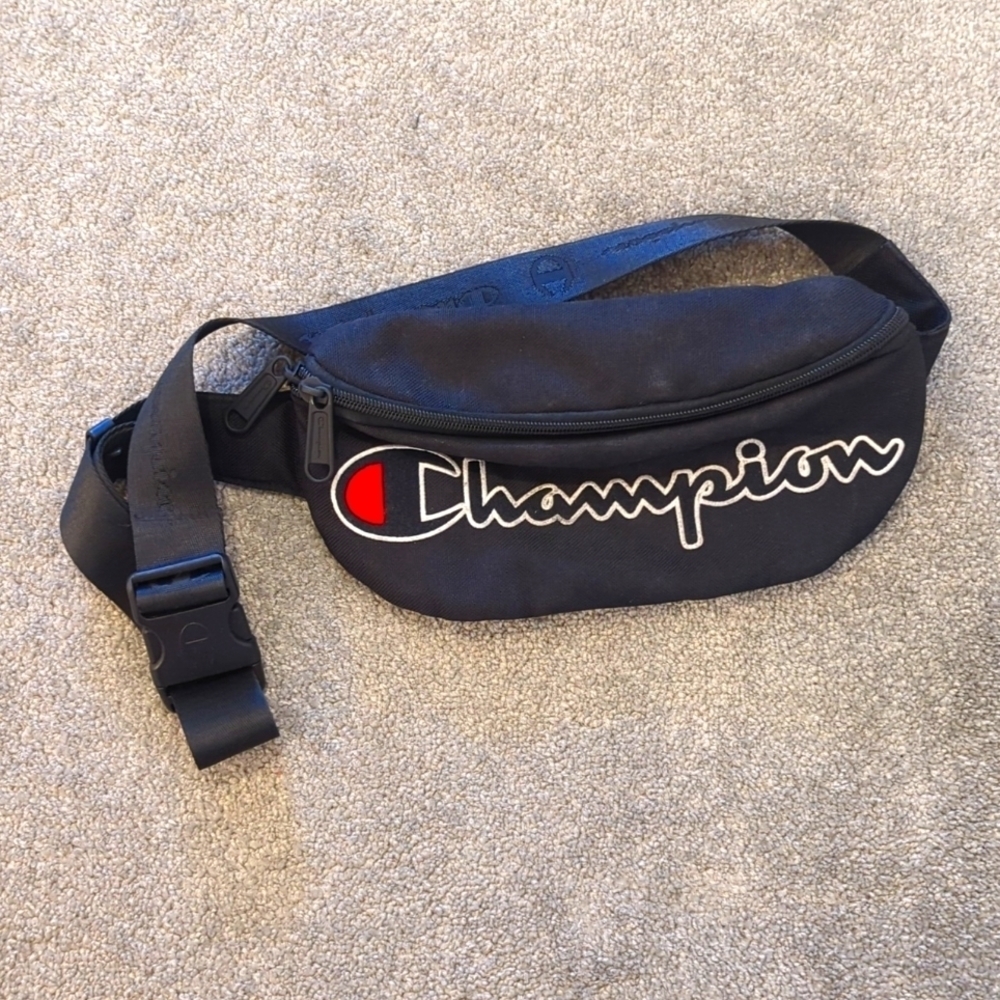 CHAMPION belt bag